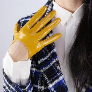 Frauen Lederhandschuhe Kurz großhandel-Ultra kurze Handschuhe der Frauen cm Lackleder Ingwer gelb Simulation Lederspiegel dünner Abschnitt hell gelb qpjh011
