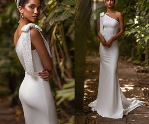 Luxury Wedding Dress Sleeveless Satin Mermaid Floor-length Bow One Shoulder Bridal Gowns Robe de mariée Vestidos Noiva 2022