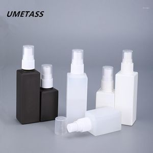 Umetass Square Fine Mist Spray Bottle 50ml 100ml PE Plastic Cosmetic Containers Toma Travel Bottles 1PCS1