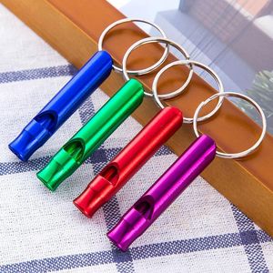 En gros En Alliage D'aluminium Sifflet Mini Porte-clés Porte-clés Sifflet En Plein Air Alarme D'urgence Outil De Survie Sport Camping Chasse Sifflets En Métal