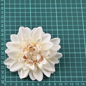 Förpackningsväskor 6st överlägsen kvalitet 10 cm konstgjorda dahlia siden blommor vita roshuvuden för bröllopsdekoration diy kransfarke falsk jllbfv