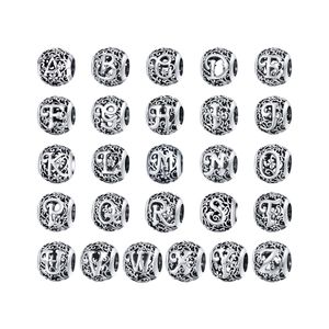 Alfabeto de 11mm Charme Bead 925 Letras de prata esterlina Grânulos para pulseiras de estilo europeu Jóias fazendo atacado