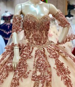 Rose Gold, błyszcząca suknia balowa sukienki Quinceanera z długie rękawy z cekiny ramion aplikacji Słodka 16 sukienka impreza 262n