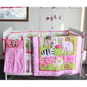 아기 침대 침구 세트 여자 얼룩말 원숭이 패턴 핑크 귀여운 이불, 유아용 침대, 침대 치마, 범퍼, 기저귀 스태커 2020 새로운 LJ201105
