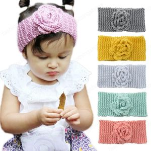 Inverno Bebê quente Turbante de malha lã Headbands Moda Crochet Flor Headwear Meninas Acessórios de Cabelo Recém-nascidos Infantil Floral Headwrap