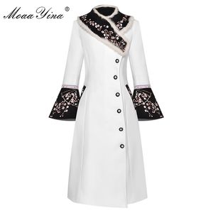 Moayina 패션 디자이너 모직 코트 겨울 여성 토끼 모피 칼라 긴 소매 자수 우아한 따뜻한 Overcoat 201216