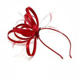 Chapeaux de fascinator rouge pour femmes arc élégant avec chapeau de plumes Coiffon royal Banquet Coiffe de la fête des cheveux Casquette pour fille1