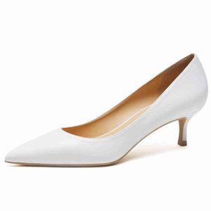 New Comfortable Genuine Leather Women Black White Wedding Shoes Bride Low Med Thin High Heels Office Work Pumps For Woman B001 W220224