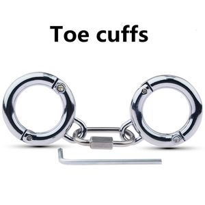 Latest Adjustable Stainless Steel Toe Cuffs Locking Fetish BDSM Torture Bondage Adult Games Sex Toys For Couples Y201118