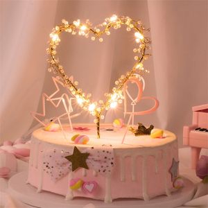 Ny 1PC hjärtform LED Pearl Cake Toppers Baby Happy Birthday Wedding Cupcakes Party Cake Decorating Tool Y200618314N