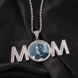 2021 Hip Hop Anfangsbuchstabe MM Custom Iced Out Runde DIY Foto Anhänger Halskette Twist Chain Bling Zirkonia Memorial Charm Schmuck Geburtstagsgeschenke für Mutter