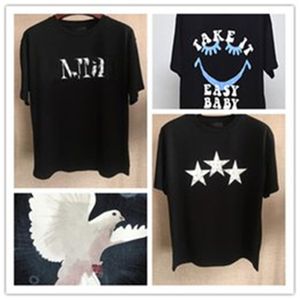 Mens T Shirt Şortlu Kılıf Moda Giyim Tasarımcı Sevenler Tee Paris France Street Çift T-Shirts İyi Kalite Asya Boyutu S-3XL208J