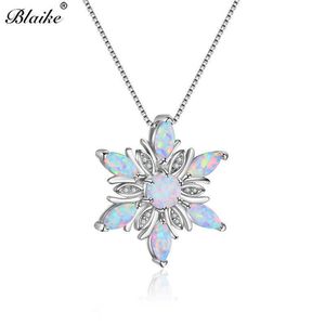 Blaike 925 Sterling Silver Snowflake Pendants För Kvinnor Rosa / Blå / Vit Eld Opal Halsband Rainbow Stone Birthstone Choker Gift 210621