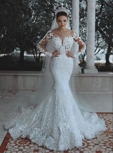 Vintage Arabski Dubaj Suknie Ślubne Białe Suknie Ślubne Tulle Koronkowe Aplikacje Koraliki Illusion Długie Rękawy Chapel Graden Bride Dress 2022 Wiosna Lato