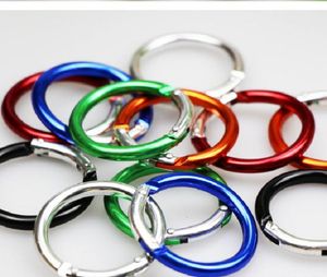 Cirkelrunda Carabiner Camping Spring Snap Clip Hook Keychain Camping Camping Klättring Vandring Utomhusverktyg Gratis