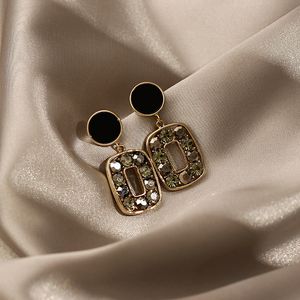 Neue trendige eingelegte schwarze Zirkon geometrische quadratische Anhänger Ohrstecker Charme Dame lange Ohrringe Schmuck ungewöhnliche Geschenke für Frauen Mädchen