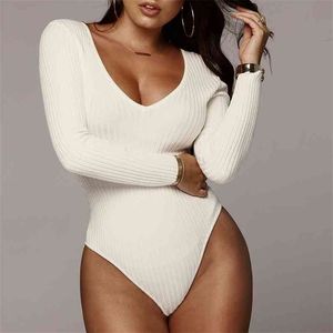 Höst ribbed stickad sexig lågskuren bodysuit kvinnor svart vit röd v nacke kvinnlig långärmad jumpsuit kontor dam slim topp vinter 210728