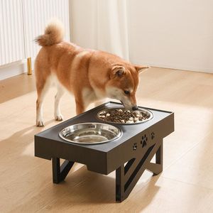 Tigelas de cão Alimentadores Grande Bacia de Alimentos Pet Elevado Ajustável Ajustável Aço Inoxidável Duplo Recipiente com acessórios de suporte