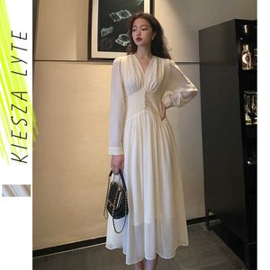 Ladies Chiffon Dress Autumn French Style Vintage High Waist Long Sleeve Pendant Midi Party Dresses 210608