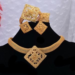 Dubai Ouro 24k venda por atacado-Brincos Colar k Dubai Zircon Jóias conjuntos de cor dourada para mulheres pulseira anel casamento esposa presentes conjunto