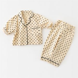 Primavera verão criança roupas bebê boy boysuit top + calças 2 pcs menina bolinhas padrão pijama vestuário conjunto 210528