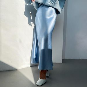 Spring and Summer Metallic Glossy Stain Sexy Elegant Long Skirts Women Vintage High Waist Trumpet Good Fabric 210529