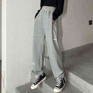 QWEEK Winter Warm Sweatpants Women Baggy Sports Pants Women Korean Style Jogger Pants Women Loose Gray Sweat Pants Female Y211115