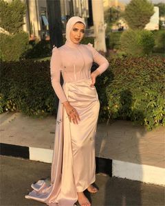 Abiti da sera musulmani rosa chiaro maniche lunghe abito formale turco da ballo con abiti da cena a sirena a mantella 2022
