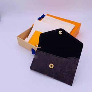 21 Fashion Designer Letter Wallet Keychain Keyring Fashion Purse Pendant Car Chain Charm Brown Flower Mini Bag Trinket Gifts Accessories