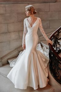 Vintage Deep V-Neck Mermaid Wedding Dresses Lace Full Sleeve Long Satin Bridal Dress Graceful Classic Formal Wedding Gowns For Bride 2022