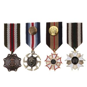 Pimleri Broşlar 4 Adet Retro Askeri Üniforma Madalya Broş Kravat Iğneleri Metal Rozet Pin Vintage Yıldız Charms Kolye Erkekler Için