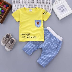 2 pcs 95% verão bebê menino conjuntos Kids 3 cor mangas curtas t-shirt + toddler ternos shorts crianças crianças conjunto 210615