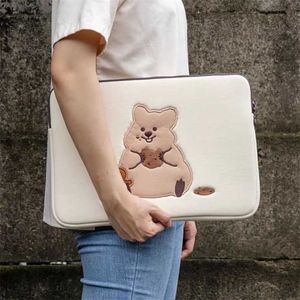13 tum Mac Tablet Case Cute Bear Girl 9.7 11Inch iPad Air Sleeve Liner Väska Laptop Lagringspåse för iPad Air 4 10,5 10,8 tum 211025