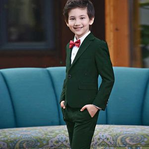 新しいハンサムスーツブレザーキッドズスーツグリーンプロム結婚式の少年タキシード子供服セットかわいいフォーマルスーツ2pcs（ジャケット+パンツ）x0909