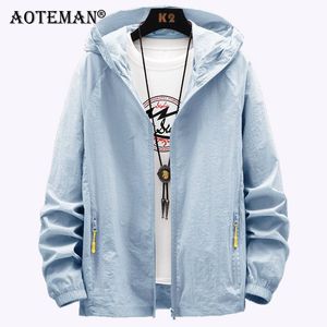 Men's Jackets Quick Dry Hooded Coats Summer Sun Protection Jacket Brand Clothing Windbreaker Fashion Solid Outwears LM028