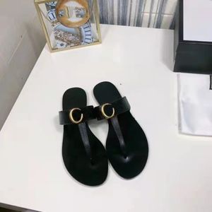 Pantofole classiche Sandali firmati per donna Ragazze Sandalo basso Scarpe Infradito da interno Spiaggia Scivoli di lusso Made in Italy 36-42