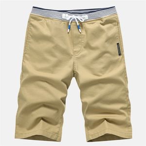 Jogger shorts män sommar koreanska casual byxor stora 5-tums mittbyxor ungdom ren strand mode 210716