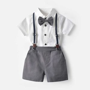 TEM Doger 2021 Verão Nova Moda Meninos Conjuntos de Roupas Criança Set Bowtie Camisa de Manga Curta + Suspensórios Shorts Kid Phood X0802