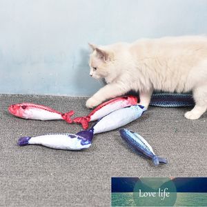 Komik Simülasyon Balık Peluş 18 cm Oyuncak Dolması Balık Sazan Peluş Hayvan Oyuncaklar Pet Kedi Köpek Oyuncak Bebek Çocuk Oyuncak Fabrika Fiyat Uzman Tasarım Kalitesi Son Tarzı Orijinal Durum