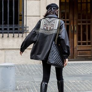 Giacca in ecopelle nera Donna Rivetto con frange Punk PU Locomotiva Capispalla moto corta Cappotti ricamati da donna