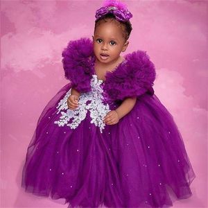 Ruffles Cap Sleeve Flower Girl's Dresses Sheer Lace Applique Beading Pagant Gowns Tulle Girl Födelsedagsfestklänning