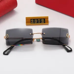 Fashion luxury Design Cut-edge Sunglasses Square Glasses Large-scale Two-color Gradient Color Frameless Metallic Tide