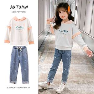 Autunno Bambini Ragazze Denim Abbigliamento Set Felpe con cappuccio Felpe e jeans Pantaloni Due pezzi Vestito per adolescenti Vestiti primaverili 210622