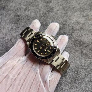 Toppkvalitet gamla modeller män tittar på klassisk samling vintage 1680 6204 1969 6541 6205 1954 5517 5513 5514 MENS Titta på automatisk 2836 armbandsur