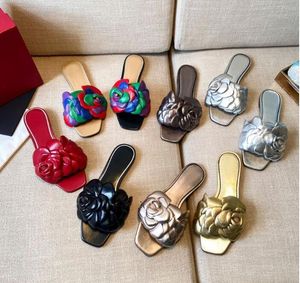 Luxury Designer Women Sandal Flat Leather Slide Slippers Petals 3D Rose Hight Sandals Sexy Ladies Summer Slippers with Box