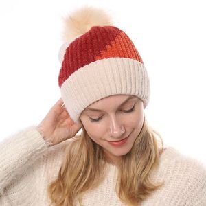 Толстые теплые женские шляпы зима Помпам многоцветный лоскутный леди девушка шапочка подкладка флис анти замороженная теплее капота рождественская шапка