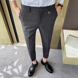 Yaz Erkek Çizgili Takım Elbise Pantolon Rahat Slim Fit Iş Elbise Pantolon Ayak Bileği Uzunluk Ofis Sosyal Düğün Pantolon Kostüm Homme 210527