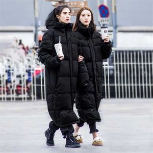 女性秋の暖かい厚い長いフグ冬の女性のためのフード付きコート