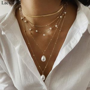 Naszyjniki wisiorek Lacteo 2 sztuk / zestaw Czeski Imitacja Pearl Naszyjnik dla Kobiet Moda Multi Warstwowa Łańcucha Choker Biżuteria