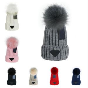 Fashion triangle outdoor sports Winter Knitted hat Real Fur Hat Women Thicken Beanies Raccoon Pompoms keep Warm Girl Caps snapback pompon beanie Hats elastic bone